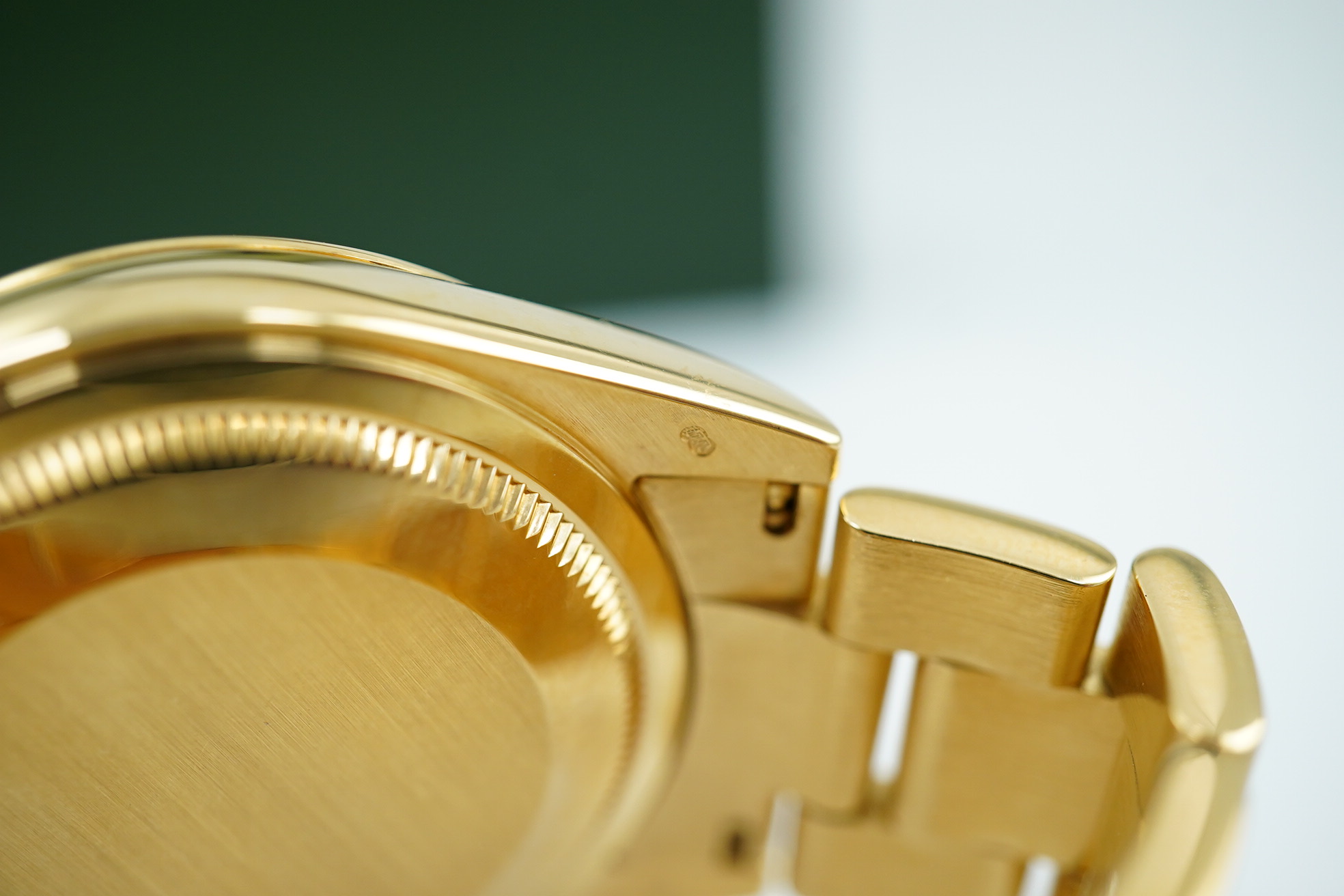 A gentleman's 2004 18ct gold Rolex Oyster Perpetual Day-Date wrist watch, on an 18ct gold Rolex bracelet with deployment clasp